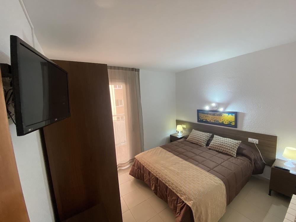 Apartamentos Ar Isern Blanes Extérieur photo